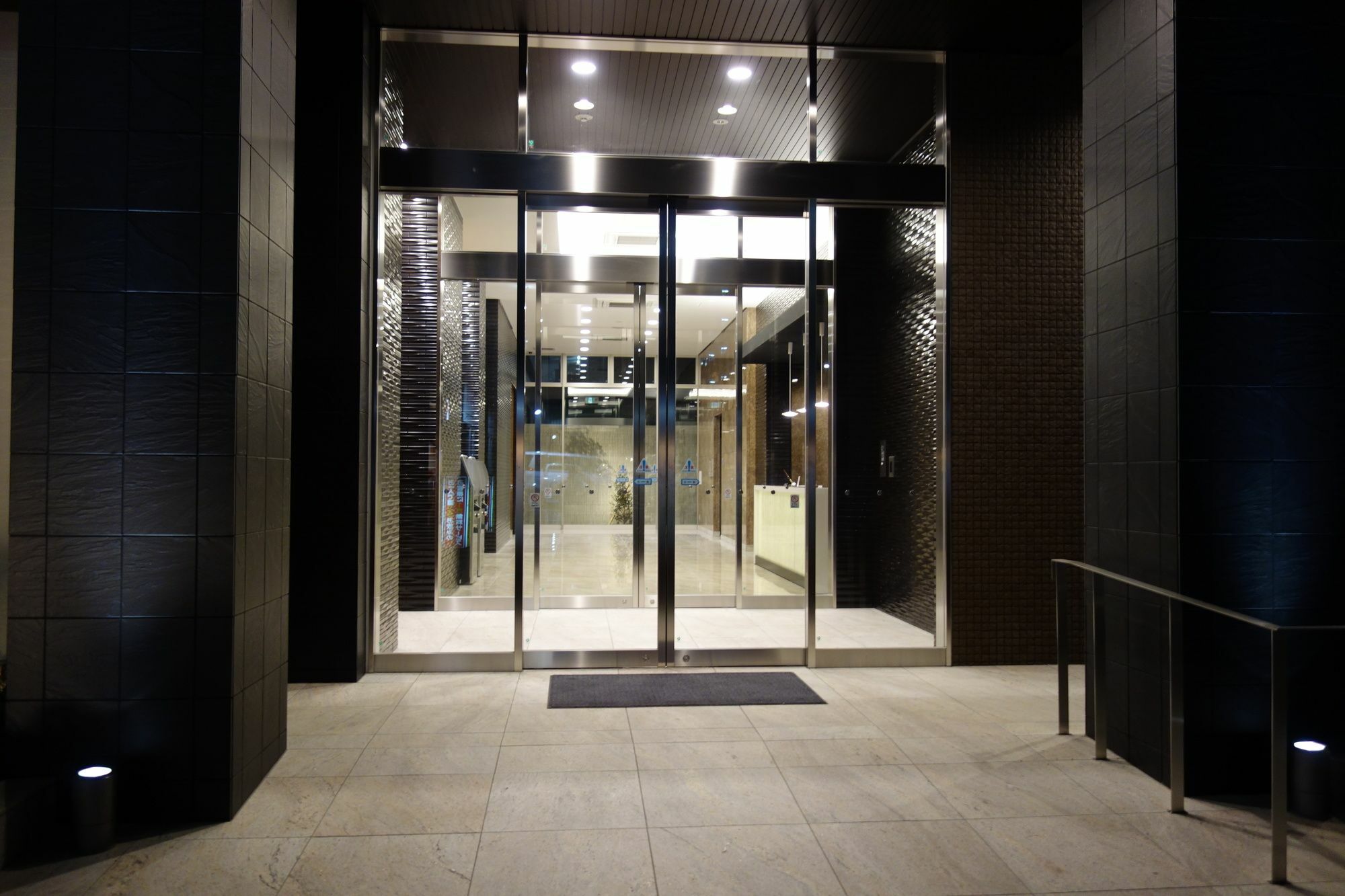 Hotel Vertex אוסקה מראה חיצוני תמונה